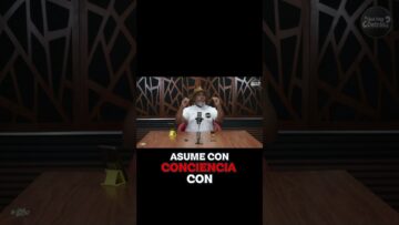 ADVERTENCIA  ¿La Política se Convierte en Caricatura?